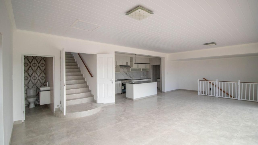 3 Bedroom Property for Sale in Fraaiuitsig Western Cape
